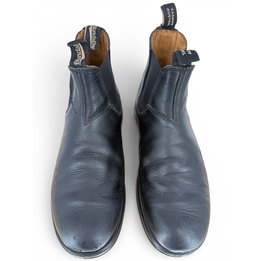 Shoes - Picture 3 of 11